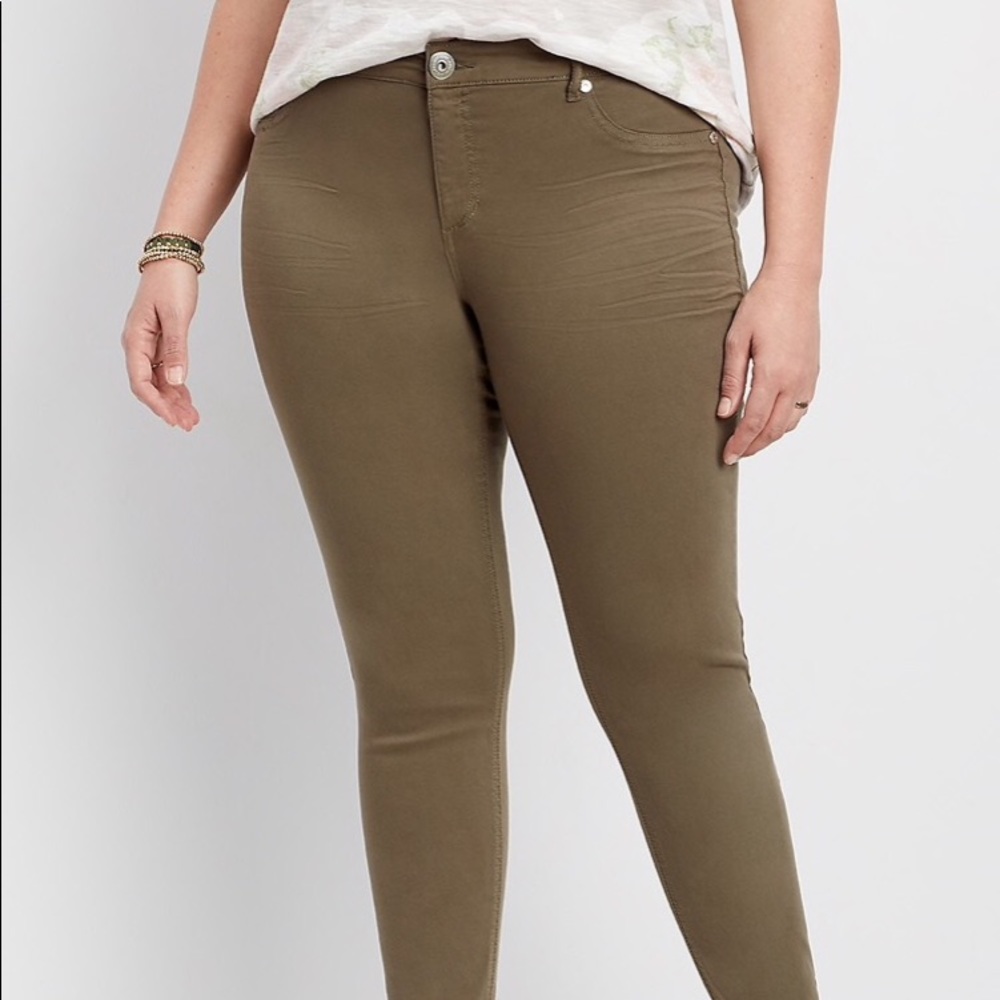 DenimFlex™ plus size jegging in ultimate olive